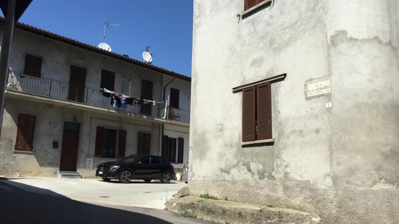 קומו Casa Vacanze Il Cortile Da Manu, Maggy&Hope מראה חיצוני תמונה