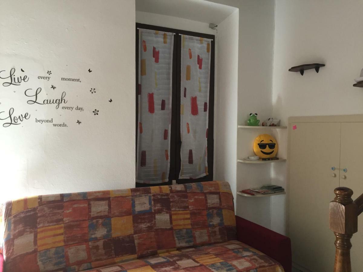 קומו Casa Vacanze Il Cortile Da Manu, Maggy&Hope מראה חיצוני תמונה